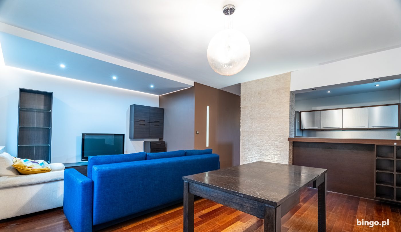 2 pokoje, 61 m² · Wilda — zdjęcie 1