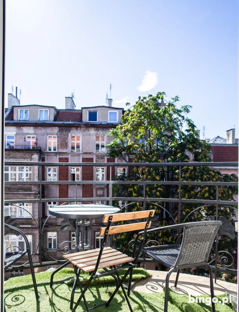 3 pokoje dla studentów | 90m² | Trzebnicka