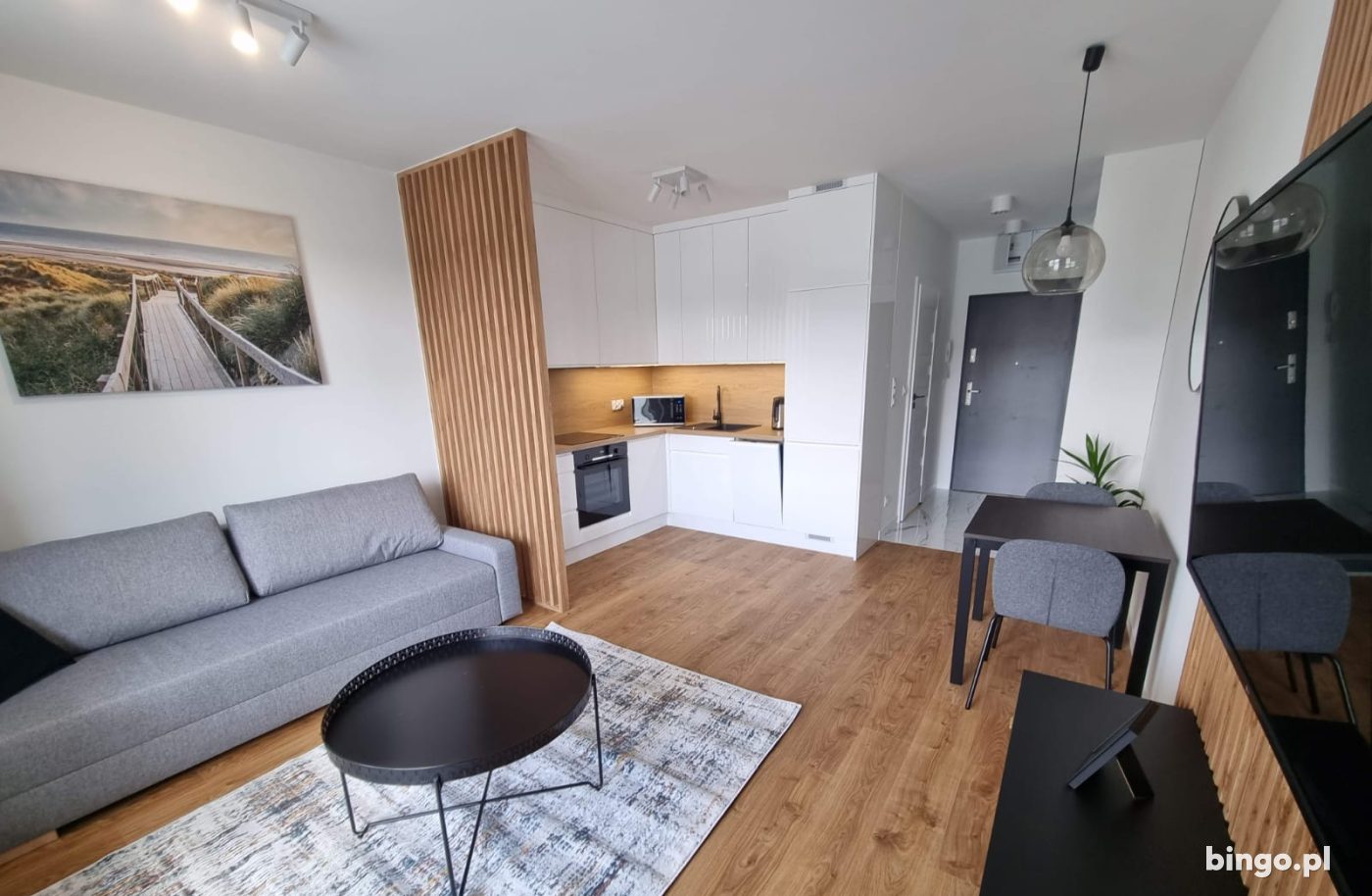 1 piętro, balkon, Kawalerka 30m2, Wysoki standard, pralko suszarka
