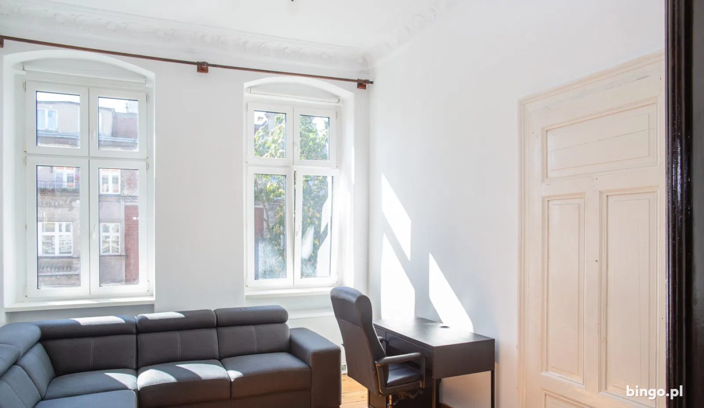 3 pokoje dla studentów | 90m² | Trzebnicka