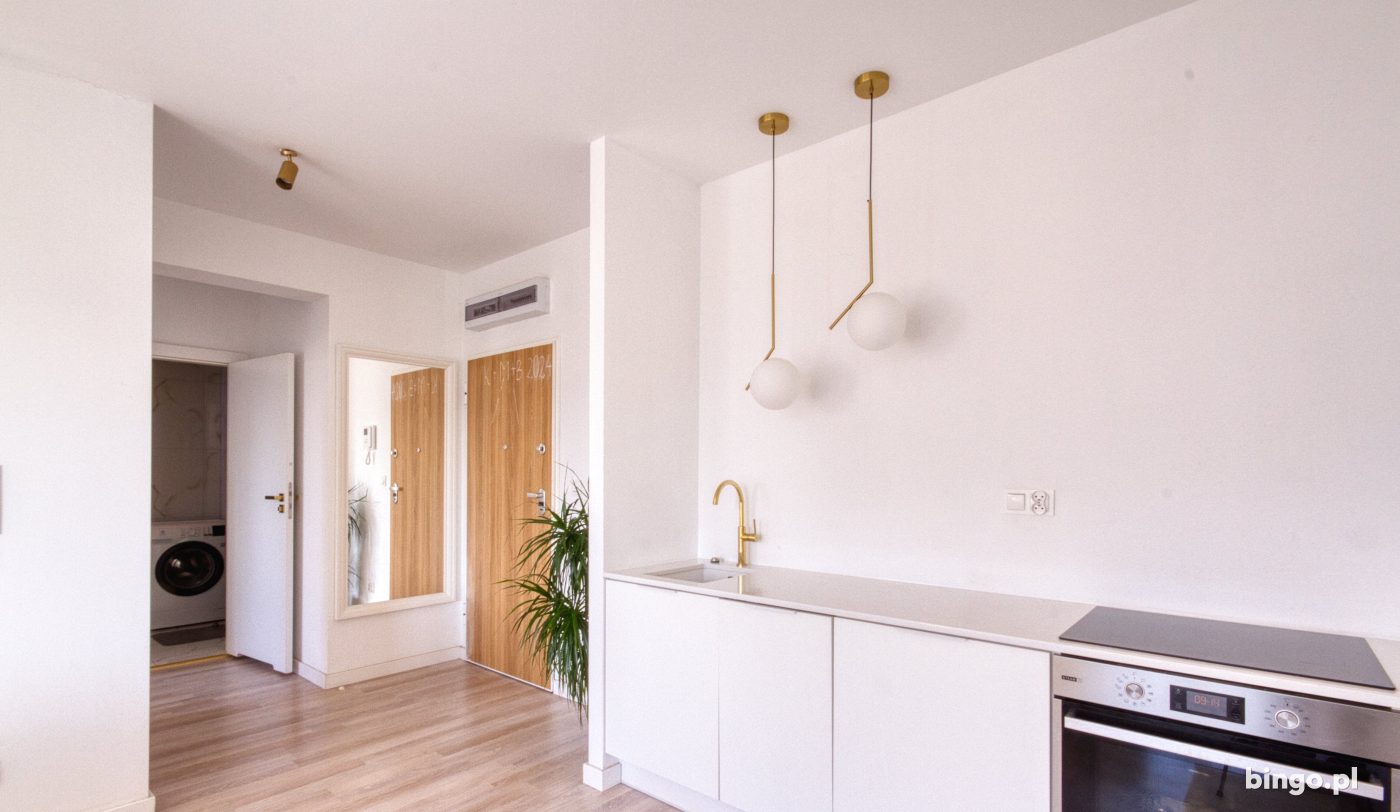 2 pokoje, 43 m² · Oporów — zdjęcie 1
